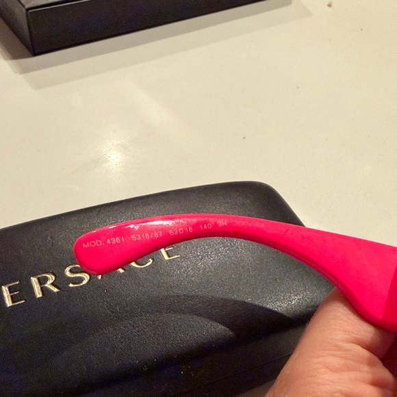 Versace Bold Pink Sunglasses Authentic - Picture 8 of 9